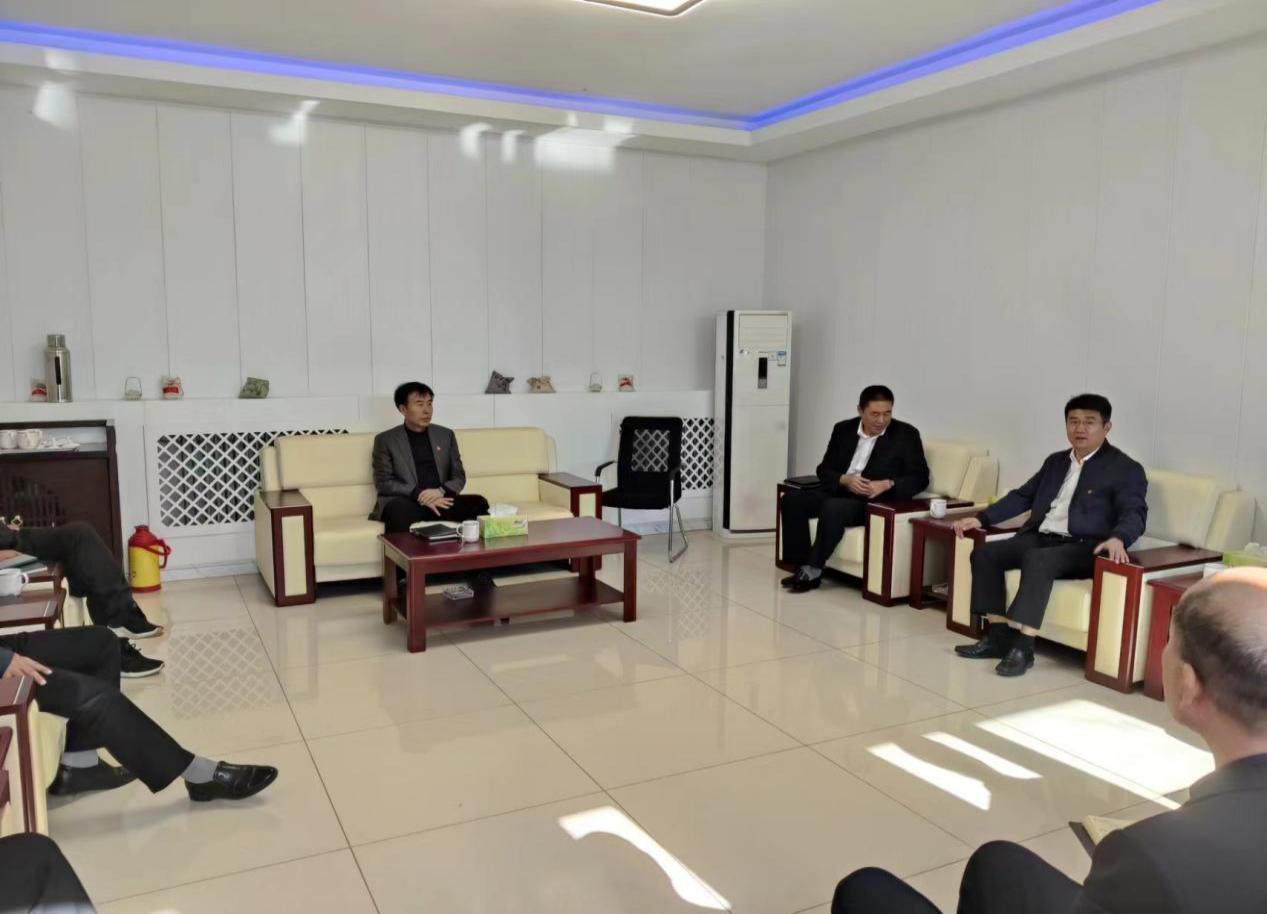 【学思想 强党性 沉实际 建新功】 BB贝博艾弗森控股党委书记李文江带队至BB贝博艾弗森机械调研领导工作